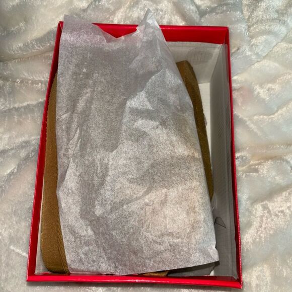 Plush Faux Fur Brown Boots With Silver Stars size 3 NIB - Picture 8 of 9